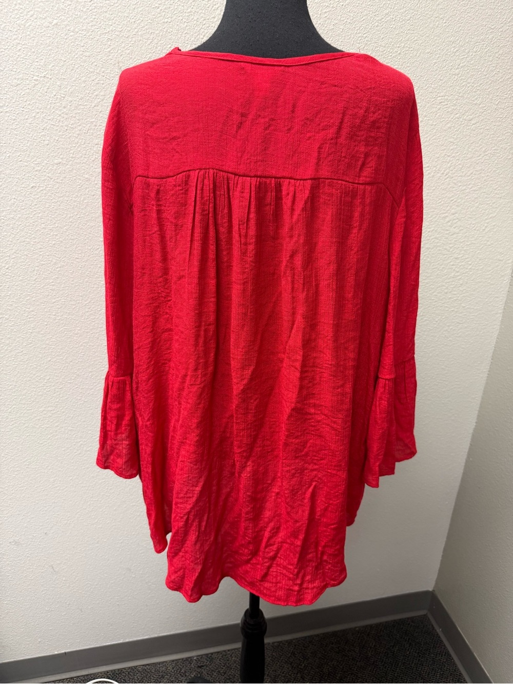 Est 1946 Red Crochet Lace Peasant Top 22/24 Boho Flowy Plus Size Blouse - Picture 5 of 10